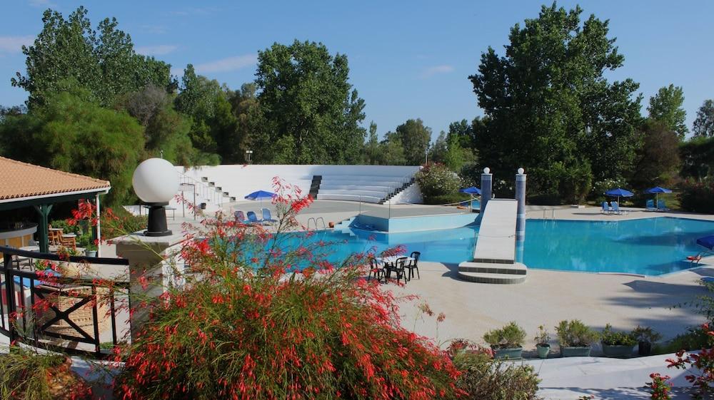 Ilaria Hotel Kalamaki  Exterior photo