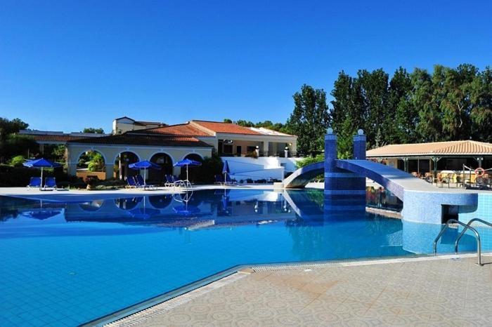 Ilaria Hotel Kalamaki  Exterior photo